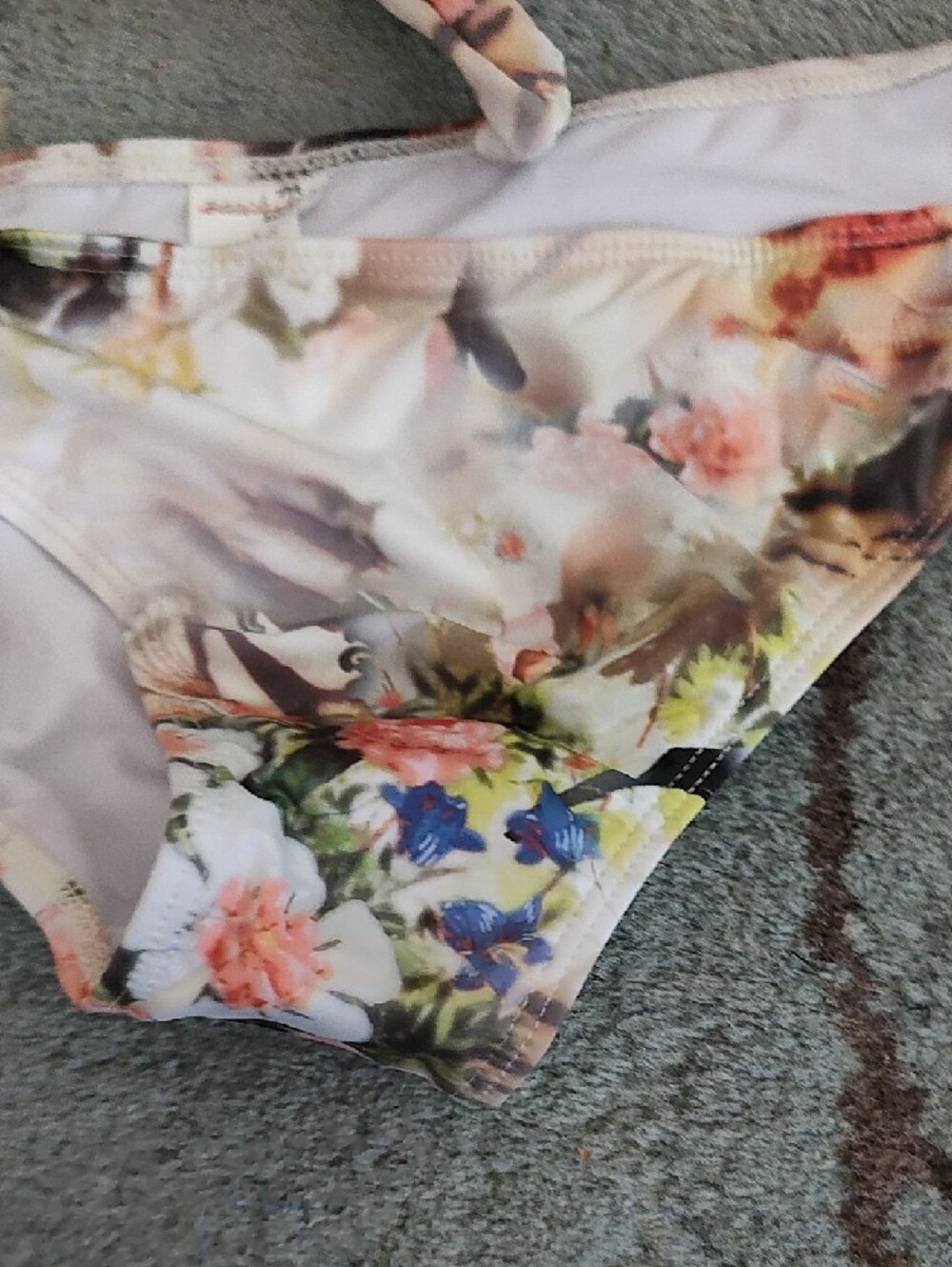 Floral Watercolor Bandeau Bikini Set - White/Pastel - Picture 5 of 9